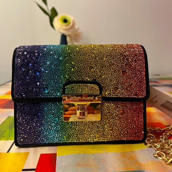 🌈 BETSEY JOHNSON-IN A DREAMWORLD CROSSBODY RAINBOW SPARKLER- NWT!!🌈 - Picture 2 of 11